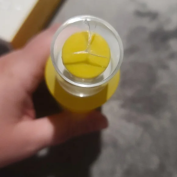 Clean Skin Club | Pineapple Glow Mist - Picture 4 of 4